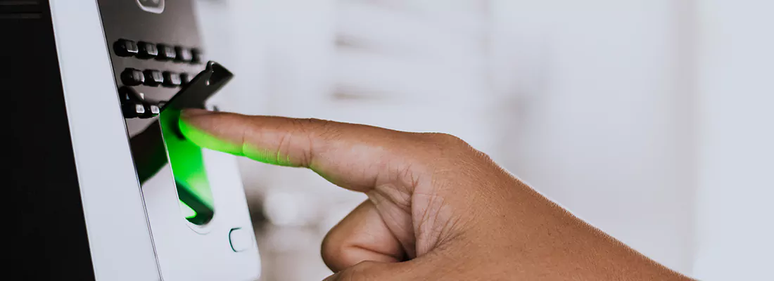 Smart Gate Locks with Remote Access Features in Coral Gables, FL